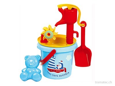 Gowi Sandgarnitur mit Wasserpumpe